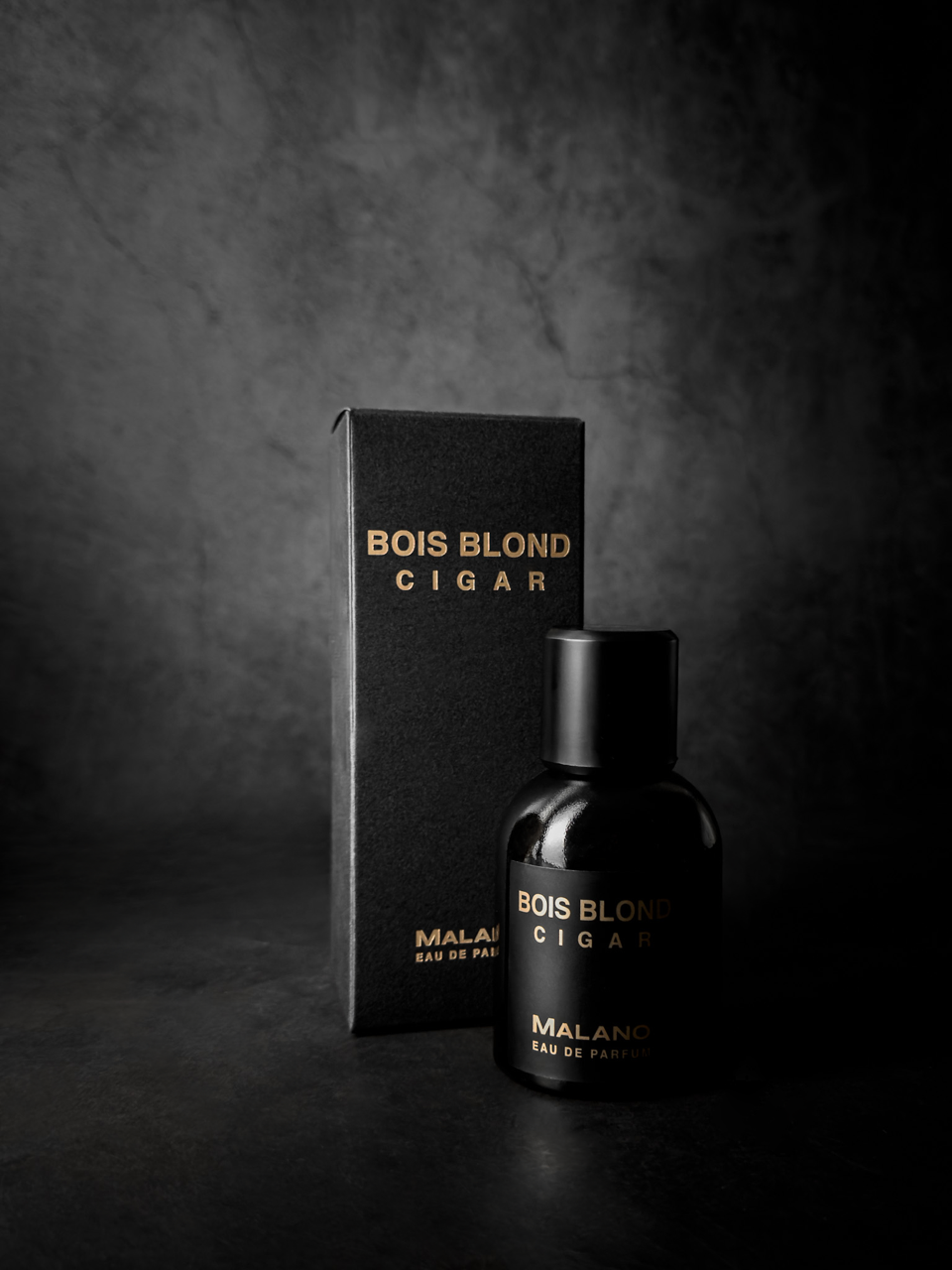 Elevate your senses to new heights and journey into a world where every moment is infused with the allure of Bois Blond. 